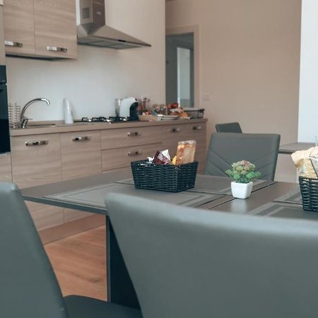 Guesthouse Aschenez Reggio di Calabria Bagian luar foto