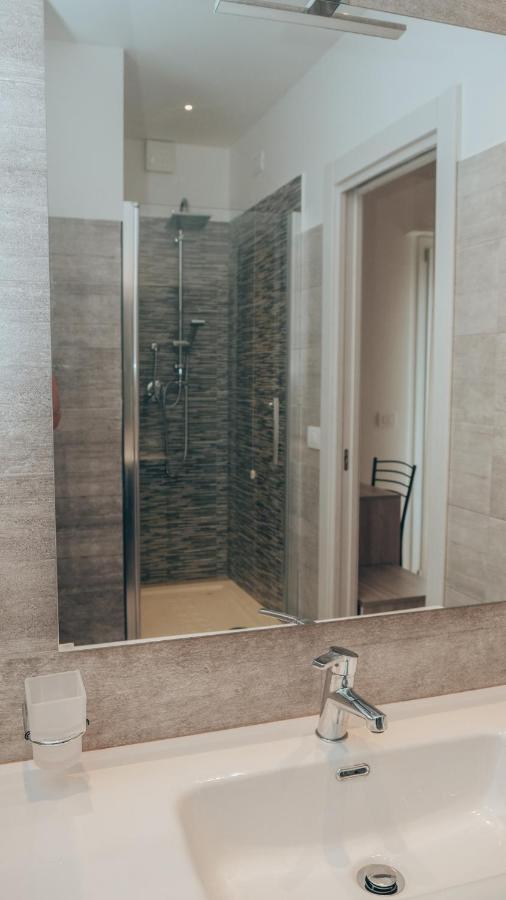 Guesthouse Aschenez Reggio di Calabria Bagian luar foto