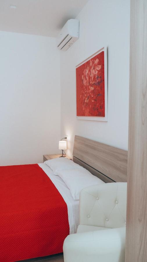 Guesthouse Aschenez Reggio di Calabria Bagian luar foto