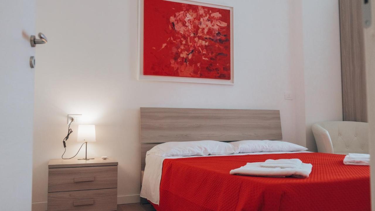 Guesthouse Aschenez Reggio di Calabria Bagian luar foto